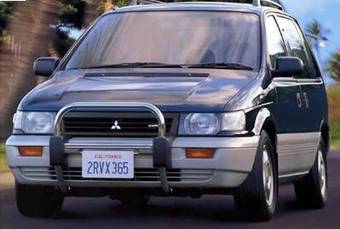 1995 Mitsubishi RVR