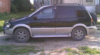 1995 Mitsubishi RVR Photos