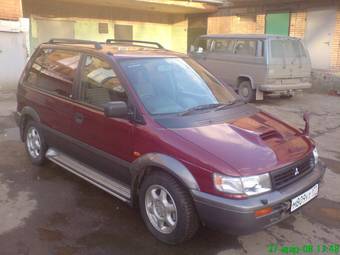 1995 Mitsubishi RVR Photos