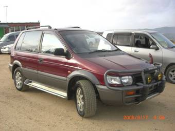 1995 Mitsubishi RVR Pictures