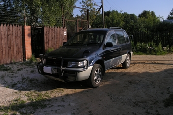 1996 Mitsubishi RVR