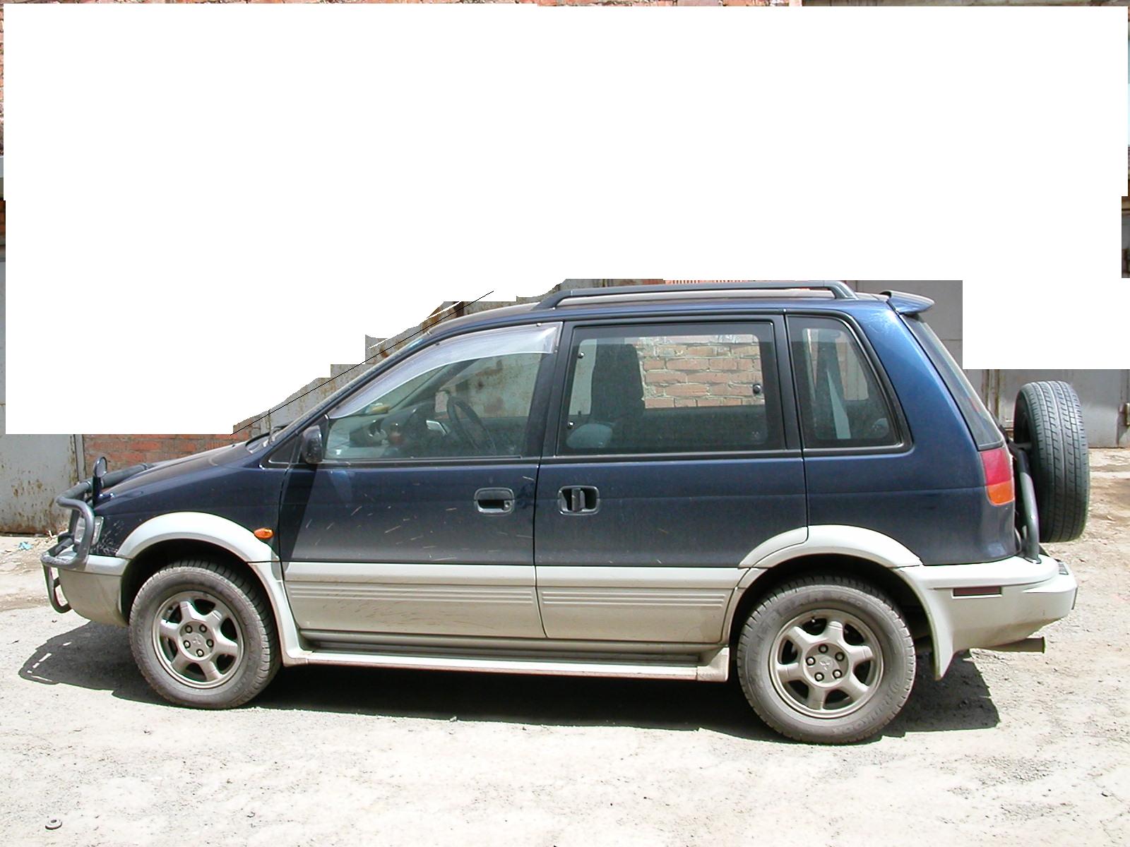 1996 Mitsubishi RVR