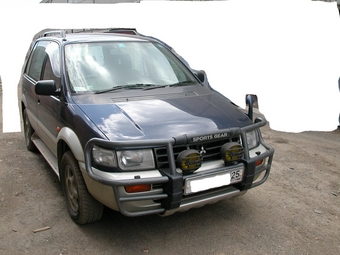 1996 Mitsubishi RVR