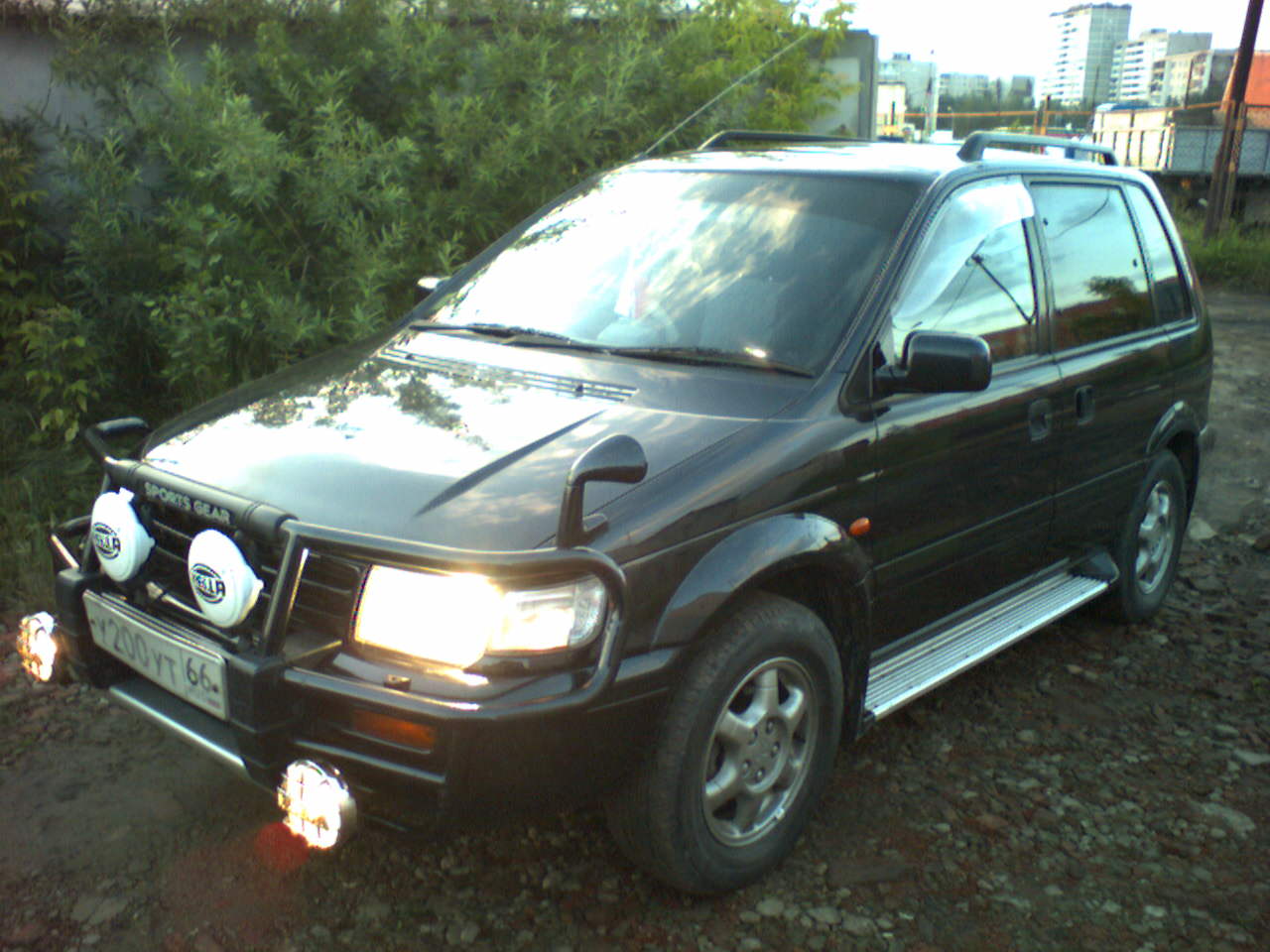 1996 Mitsubishi RVR