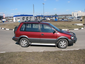 Mitsubishi RVR