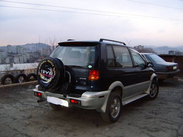 1996 Mitsubishi RVR