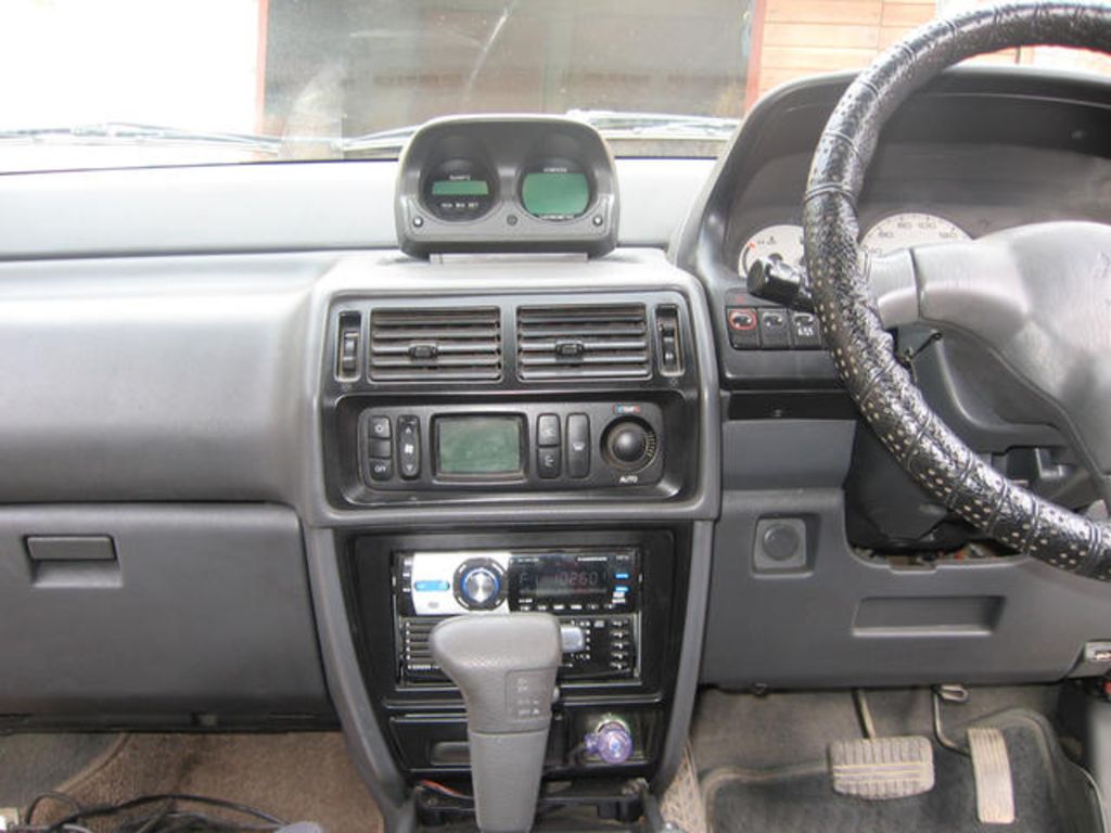 1996 Mitsubishi RVR