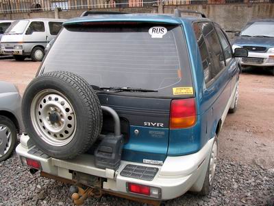 1996 Mitsubishi RVR Photos