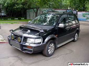 1996 Mitsubishi RVR Photos