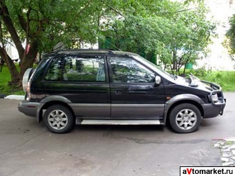 1996 Mitsubishi RVR Pictures