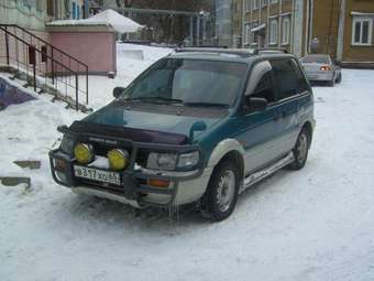 1996 Mitsubishi RVR