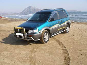 1996 Mitsubishi RVR Photos