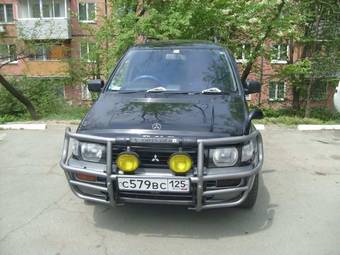 1996 Mitsubishi RVR Pictures