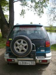 1996 Mitsubishi RVR Pictures