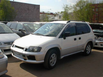 1997 Mitsubishi RVR