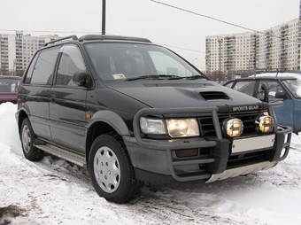 1997 Mitsubishi RVR