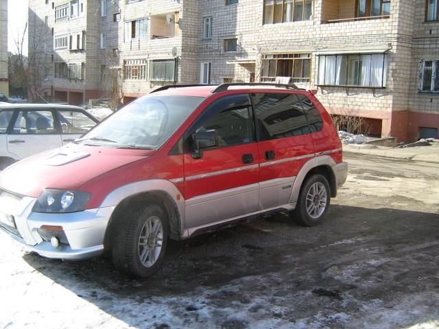 1997 Mitsubishi RVR