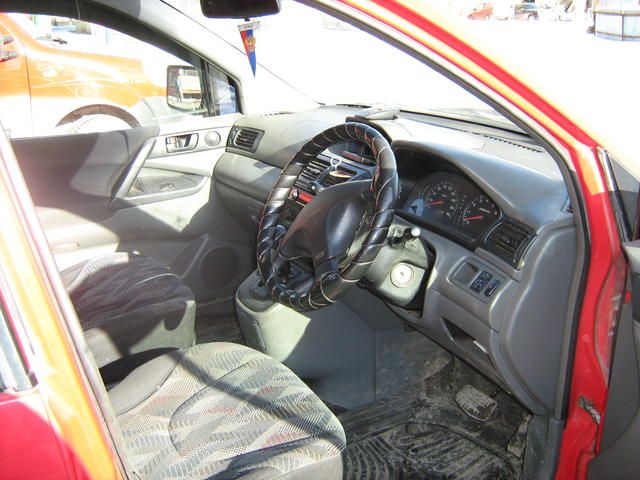 1997 Mitsubishi RVR
