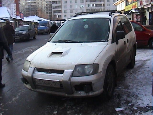 1997 Mitsubishi RVR