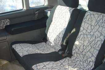 1997 Mitsubishi RVR Images