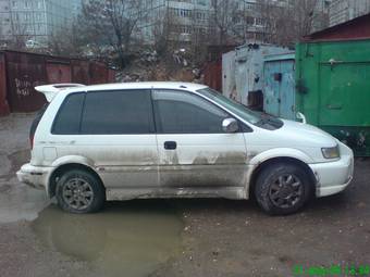 1997 Mitsubishi RVR Pics