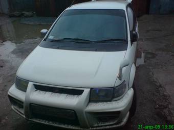 1997 Mitsubishi RVR Pictures