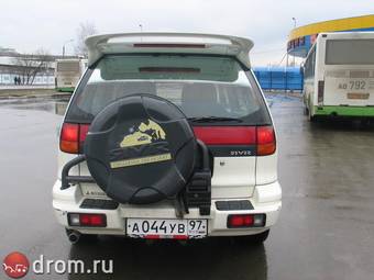 1997 Mitsubishi RVR Photos