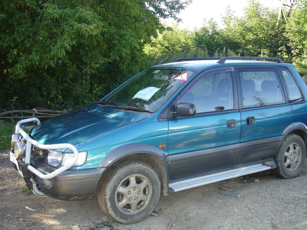 1997 Mitsubishi RVR