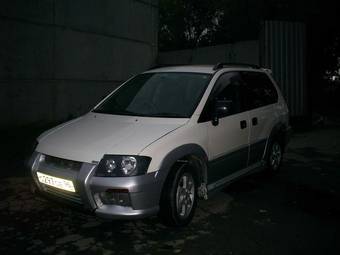 1997 Mitsubishi RVR Pictures