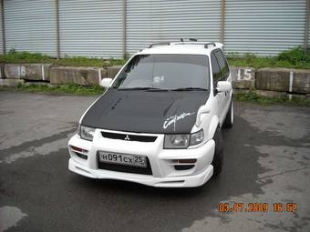1997 Mitsubishi RVR Pictures