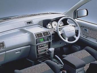 1998 RVR