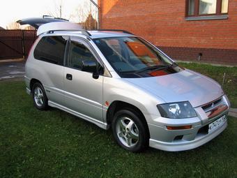 1998 Mitsubishi RVR