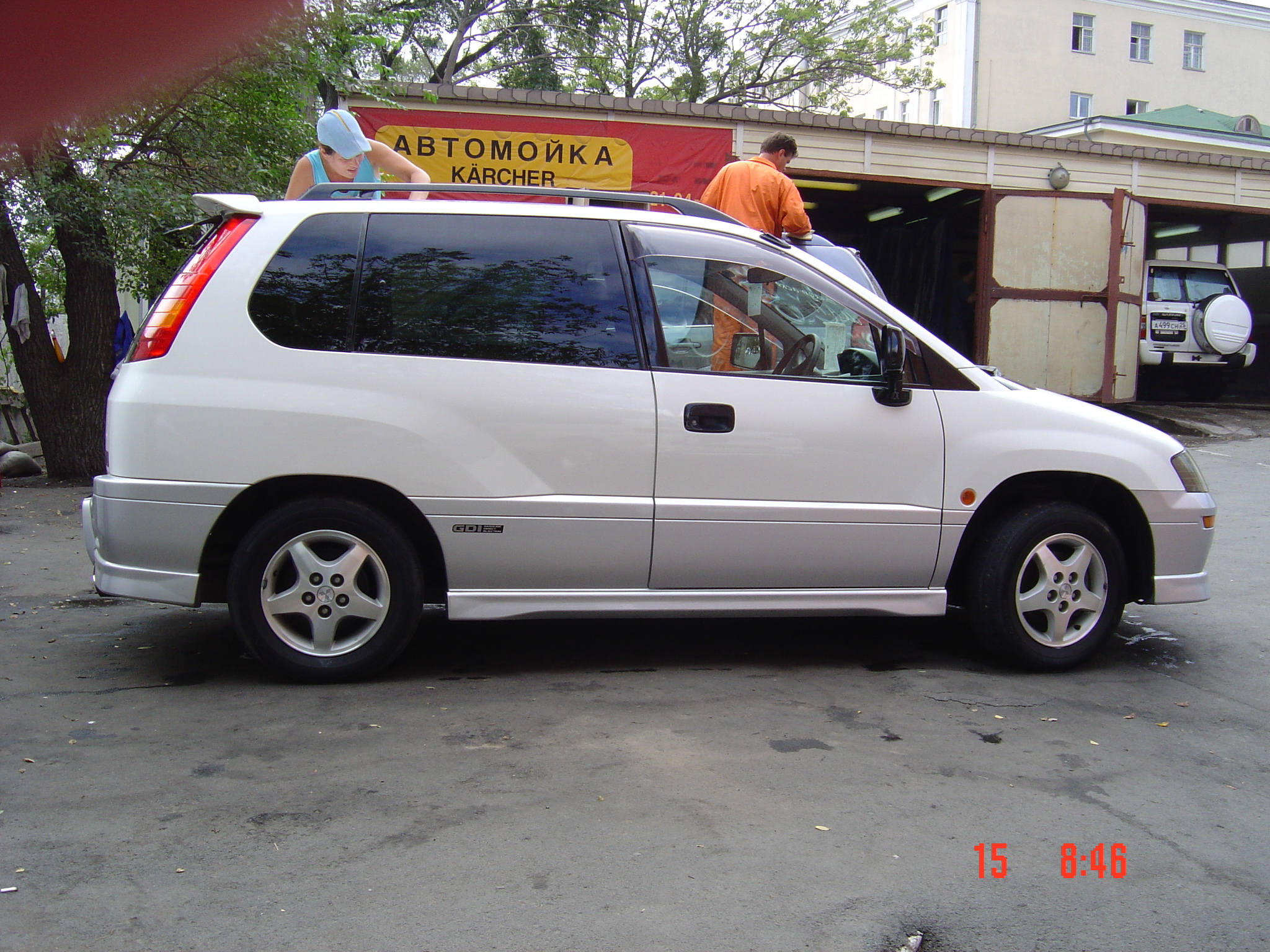 1998 Mitsubishi RVR
