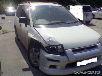 1998 Mitsubishi RVR