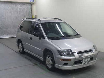 1998 Mitsubishi RVR