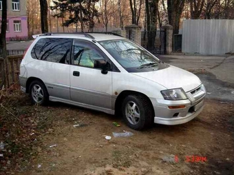 1998 Mitsubishi RVR