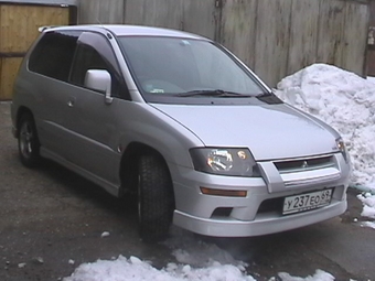 1998 Mitsubishi RVR