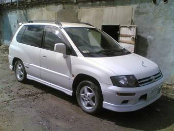 1998 Mitsubishi RVR