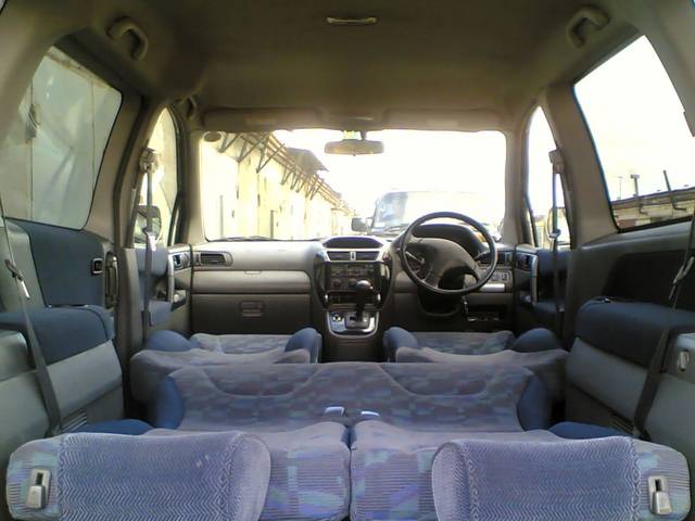 1998 Mitsubishi RVR