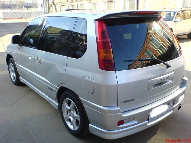 1998 Mitsubishi RVR