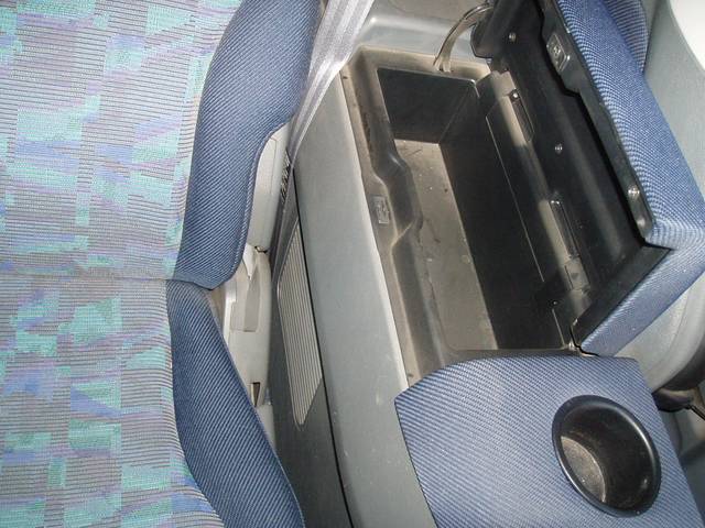 1998 Mitsubishi RVR