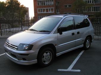 1998 Mitsubishi RVR