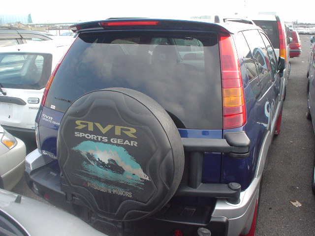 1998 Mitsubishi RVR Pictures