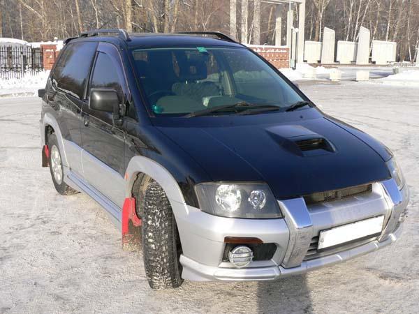 1998 Mitsubishi RVR Pictures