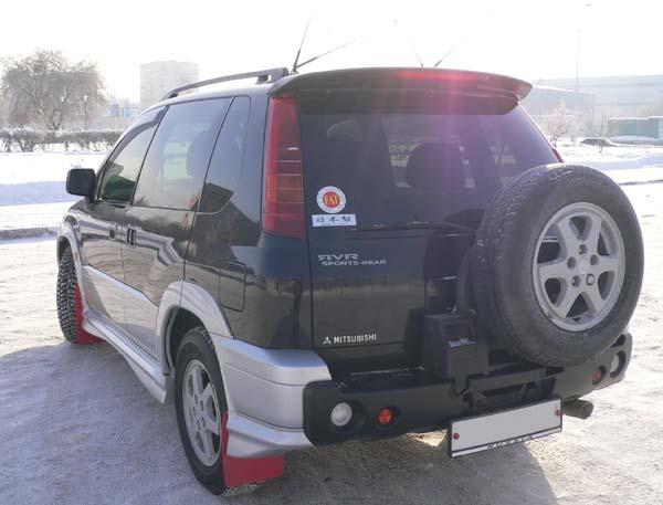 1998 Mitsubishi RVR Photos