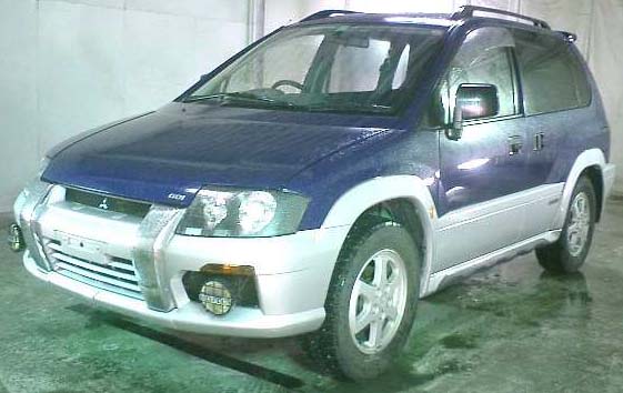 1998 Mitsubishi RVR Pictures