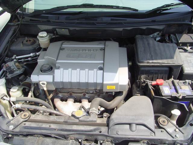 1998 Mitsubishi RVR Pictures