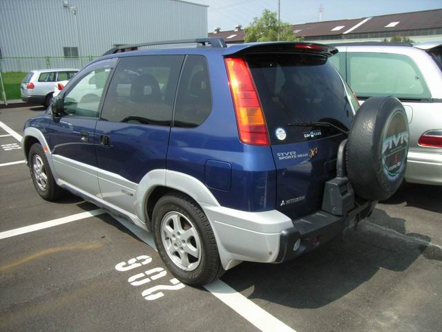 1998 Mitsubishi RVR Photos
