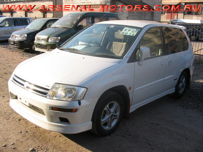 1998 Mitsubishi RVR Pictures