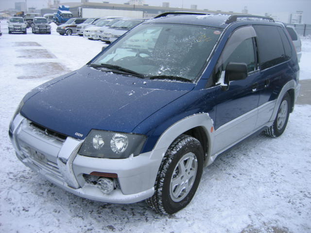 1998 Mitsubishi RVR Pictures